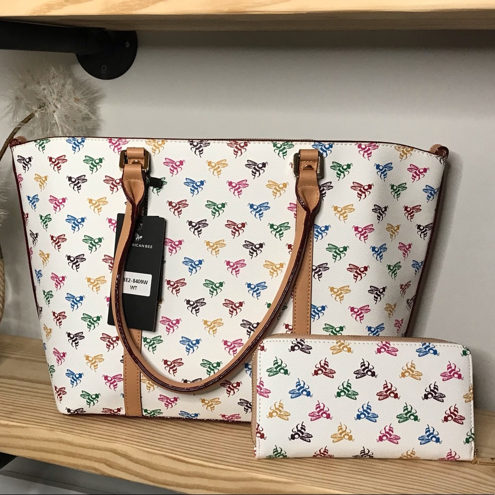 NWOT American Bee Purse + Wristlet/Wallet